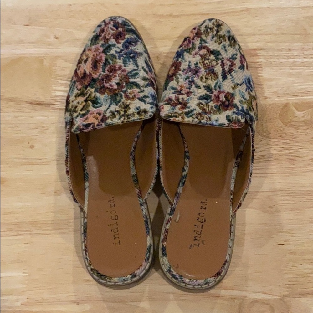 Vintage Style Loafer Mules
